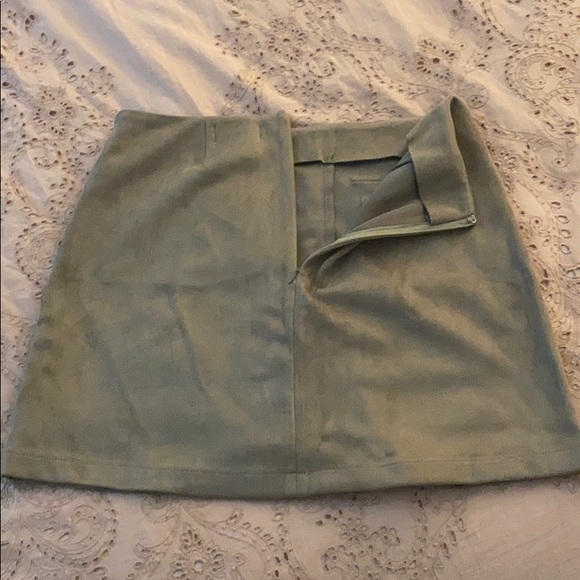 Suede mini skirt - Picture 4 of 7